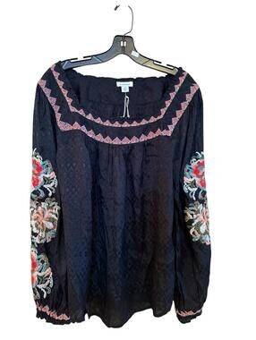 Sundance Artist Vision Embroidered Top-size Med.